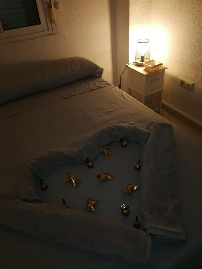 Habitacion Piso Particular カスティジェハ・デ・ラ・クエスタ エクステリア 写真