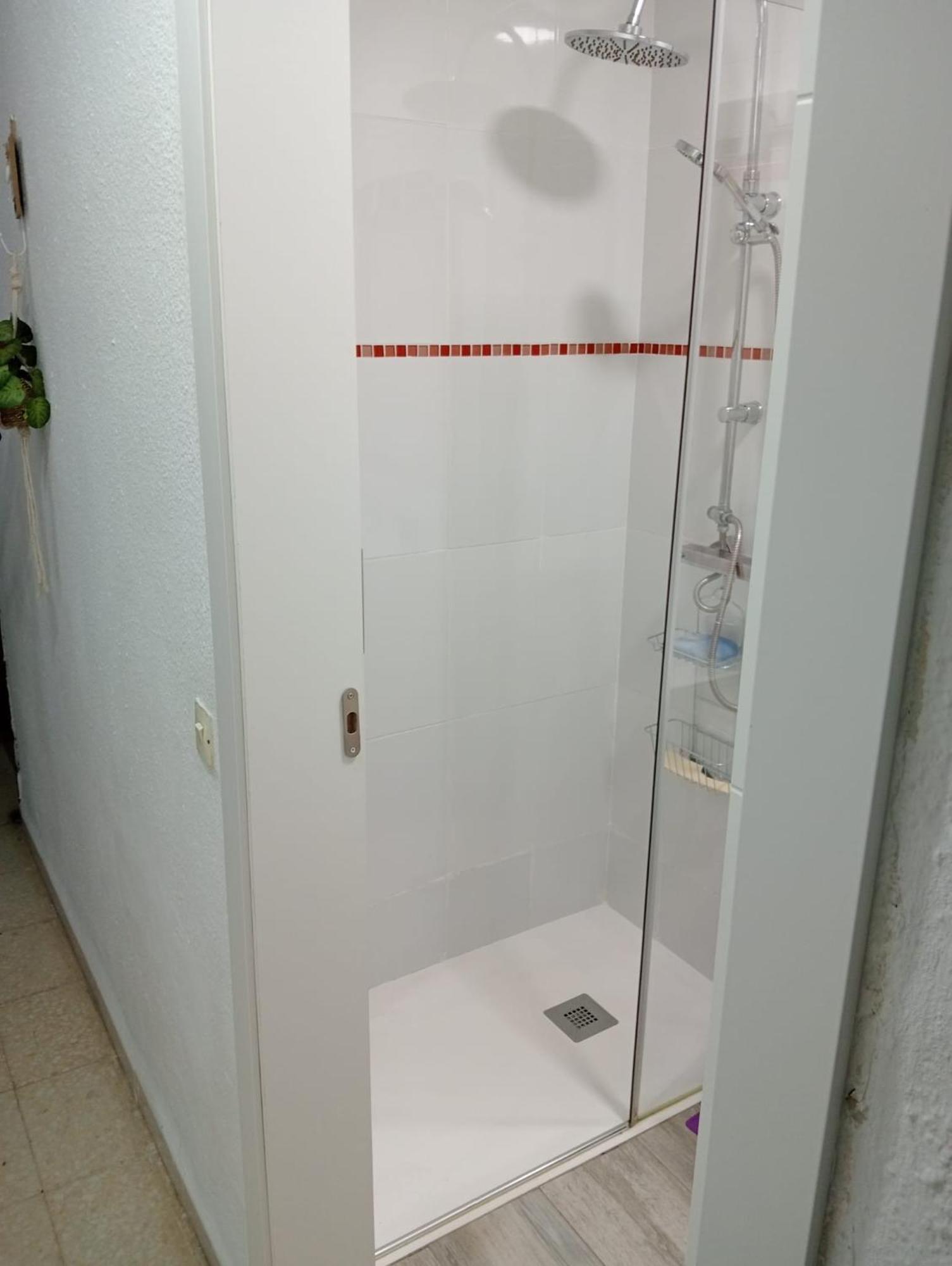Habitacion Piso Particular カスティジェハ・デ・ラ・クエスタ エクステリア 写真